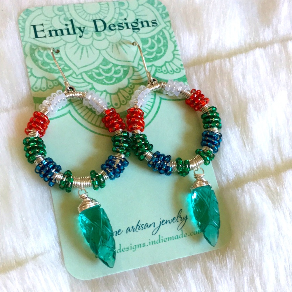 Holiday wreath earrings
